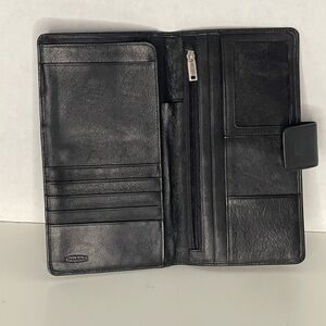 Dilana passport holder/cover traveling case black soft leather bifold